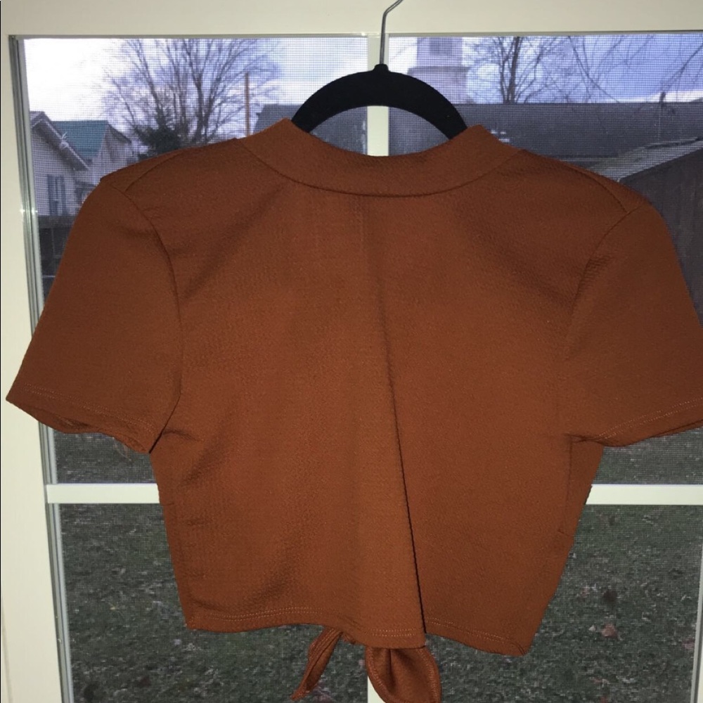 Open back crop top ✨🍁